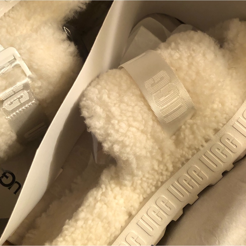 Authentic Ugg Platform Slides.Worn A Handful Of T… - image 7